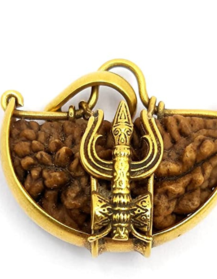 1 mukhi with golden pendent